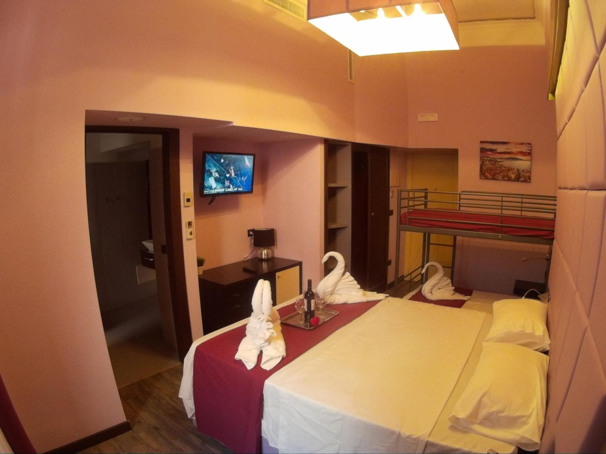 Dolce Vita Rooms نابولي المظهر الخارجي الصورة