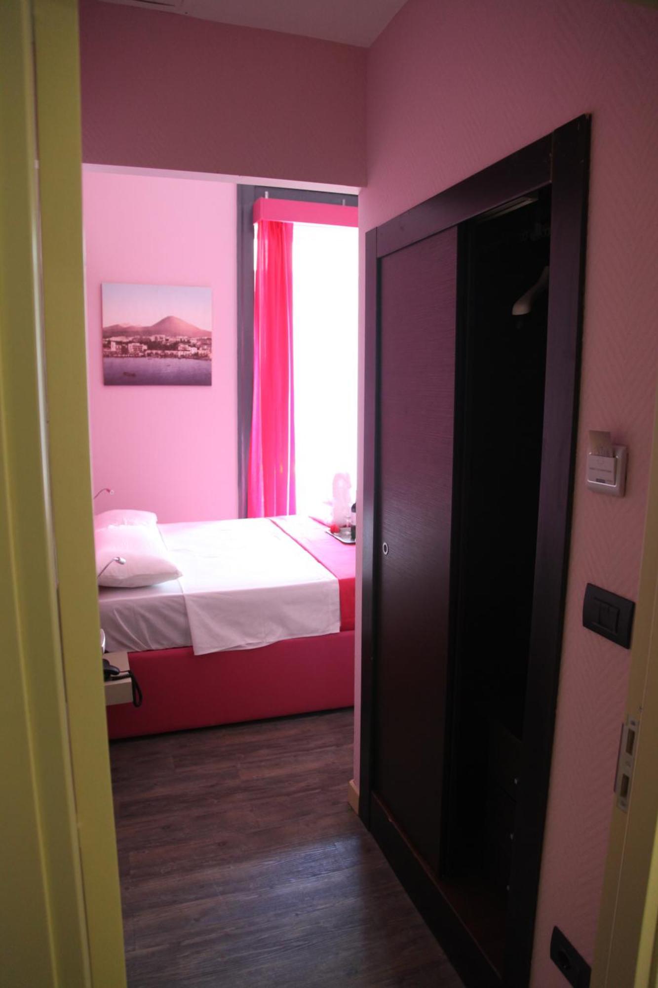 Dolce Vita Rooms نابولي المظهر الخارجي الصورة
